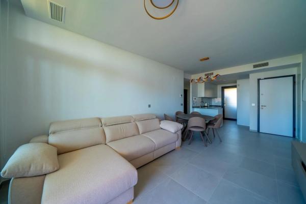 Piso en calle Presidente Adolfo Suárez