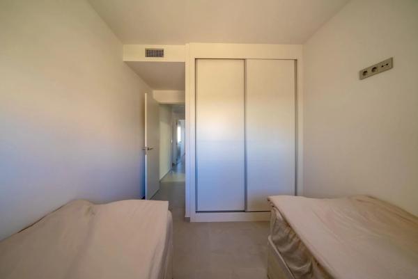 Piso en calle Presidente Adolfo Suárez