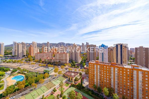 Piso en calle Islandia, 6