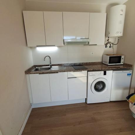 Estudio en Av Juan Fuster Zaragoza, 3