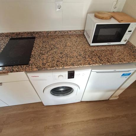 Estudio en Av Juan Fuster Zaragoza, 3