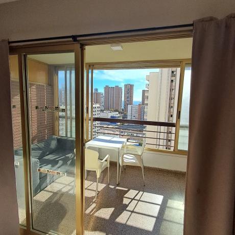 Estudio en Av Juan Fuster Zaragoza, 3