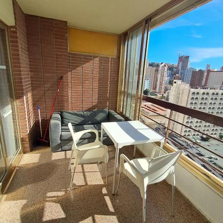 Estudio en Av Juan Fuster Zaragoza, 3