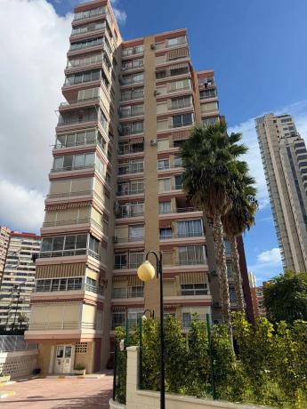 Piso en calle Derramador