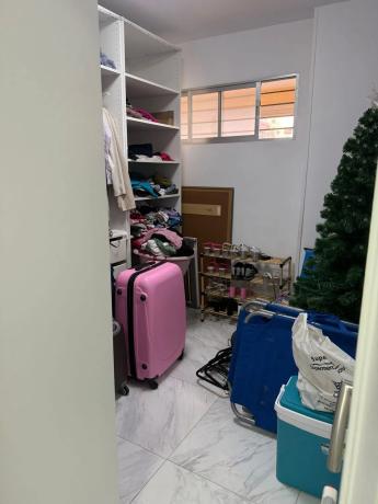 Piso en calle Derramador