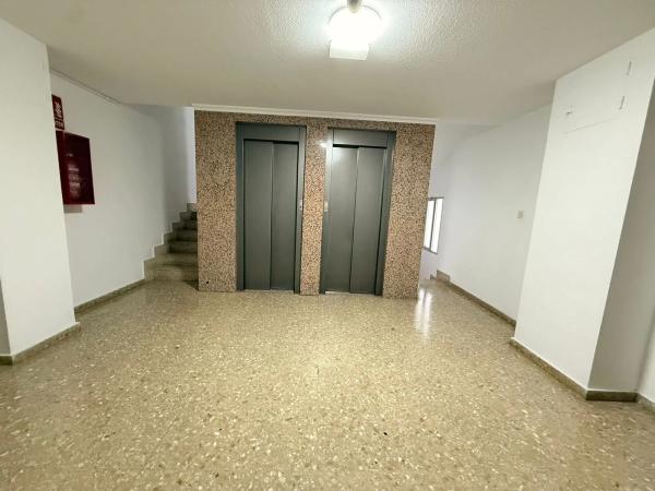 Piso en calle de Tomàs Ortuño
