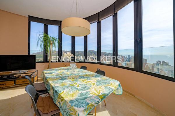 Piso en avenida del Municipi