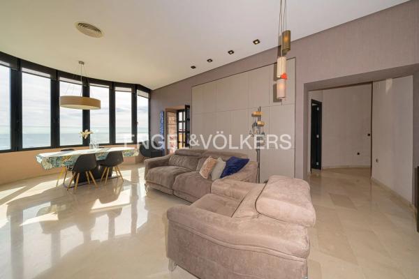 Piso en avenida del Municipi