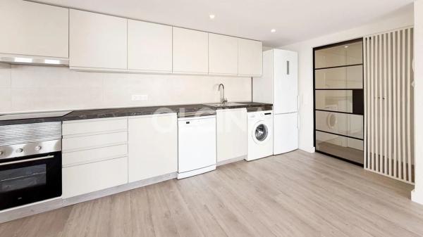 Piso en pasaje Rosaleda, 1