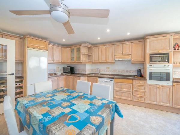 Piso en avenida Mare de Déu del Sofrat