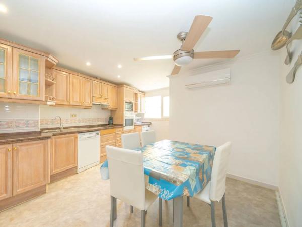 Piso en avenida Mare de Déu del Sofrat