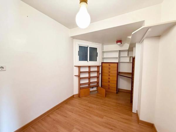 Piso en avenida Alcoi