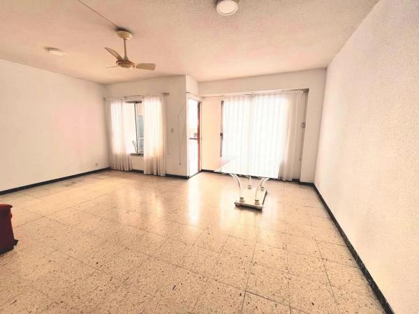 Piso en Centro Urbano