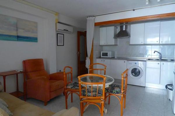 Piso en avenida de los Almendros