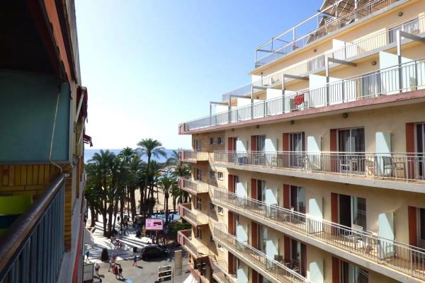 Piso en avenida de los Almendros