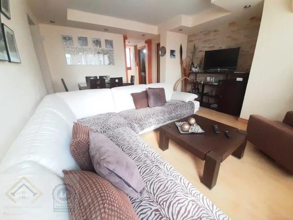 Piso en calle de Viena, 68