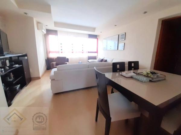 Piso en calle de Viena, 68