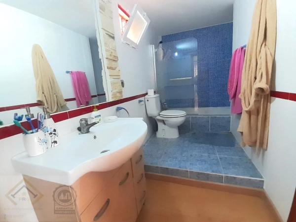 Piso en calle de Viena, 68