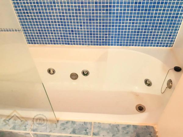 Piso en calle de Viena, 68