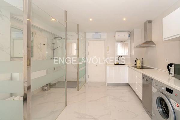 Estudio en avenida de Madrid, 26