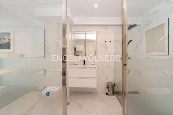 Estudio en avenida de Madrid, 26