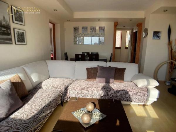 Piso en calle de Viena