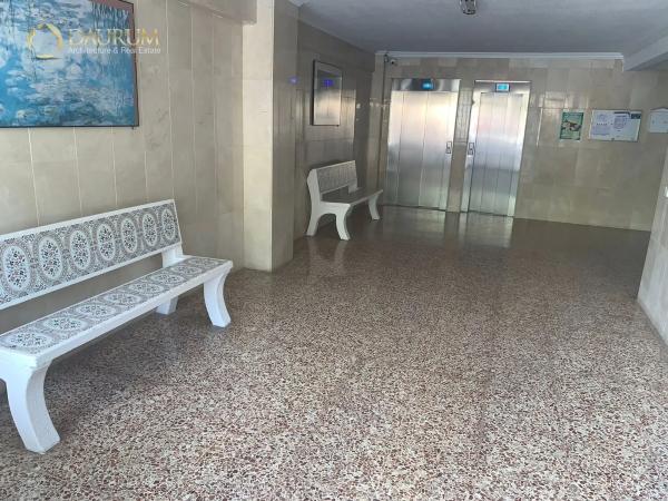 Piso en avenida de Montecarlo