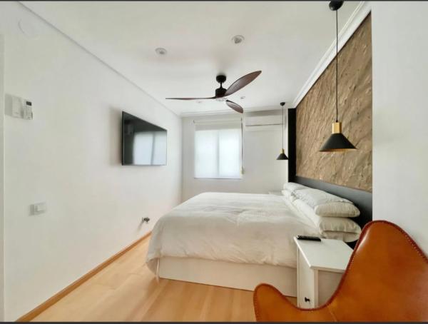 Ático en avenida Mare de Déu del Sofrat