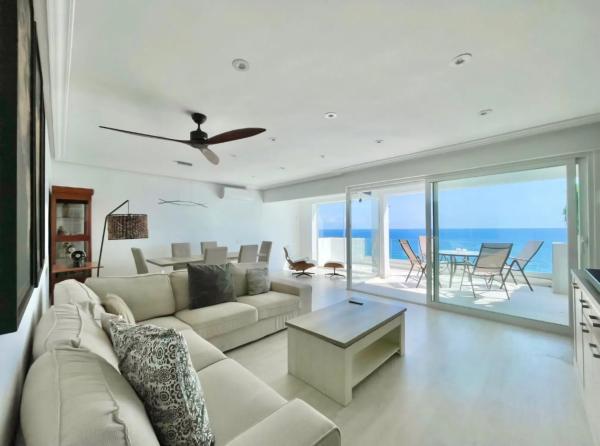 Ático en avenida Mare de Déu del Sofrat