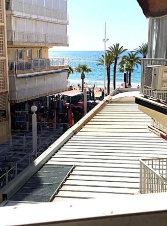 Piso en avenida Alcoi