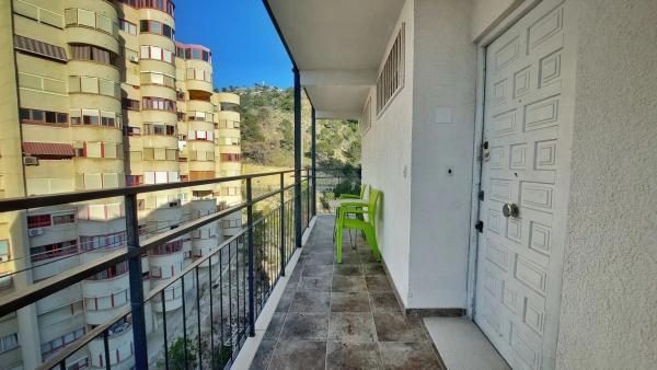 Piso en avenida de Montecarlo, 12