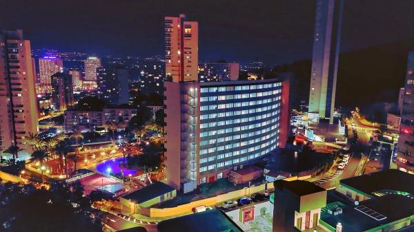 Piso en avenida de Montecarlo, 12