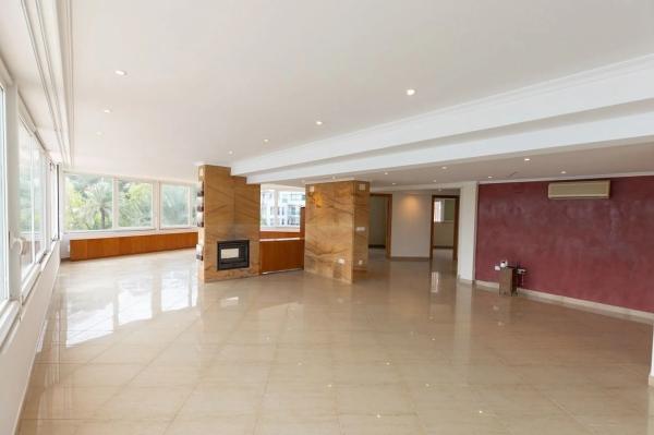 Ático en Playa Poniente