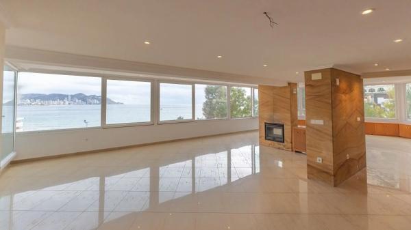 Ático en Playa Poniente