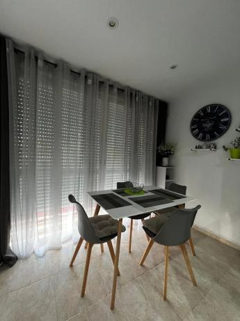 Estudio en Pueblo Levante