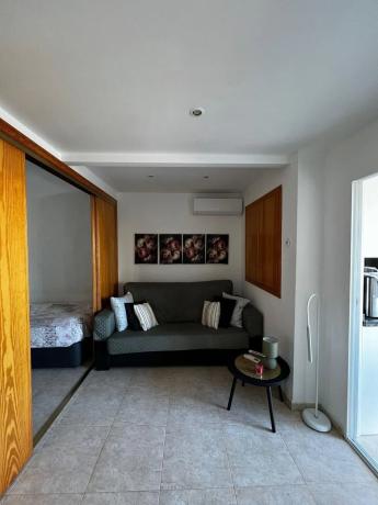 Estudio en Pueblo Levante