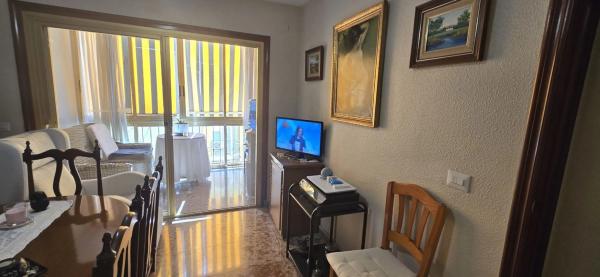 Piso en avenida Beniardá