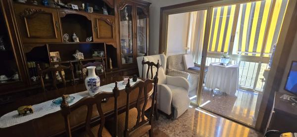 Piso en avenida Beniardá