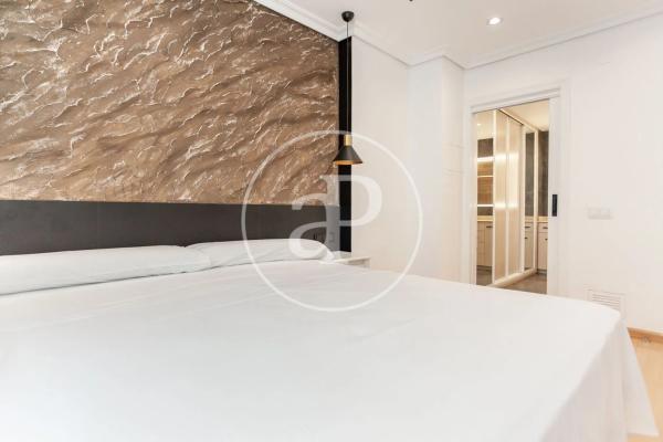 Piso en avenida Mare de Déu del Sofrat