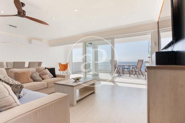 Piso en avenida Mare de Déu del Sofrat