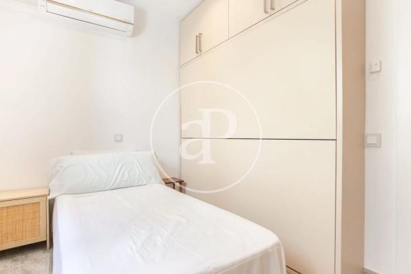 Piso en avenida Mare de Déu del Sofrat