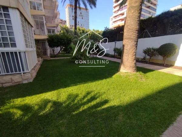 Piso en avenida de Madrid