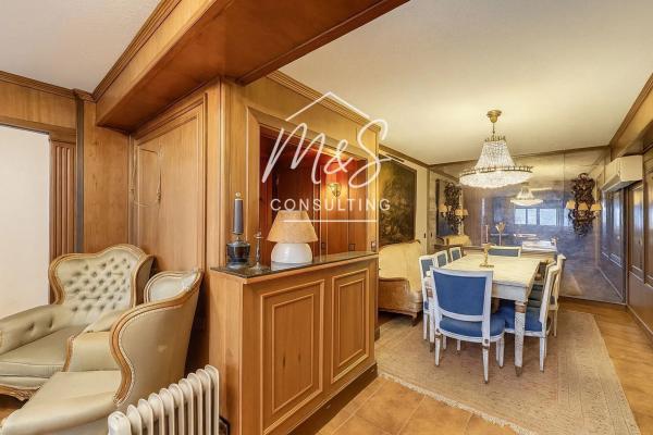 Piso en avenida de Madrid