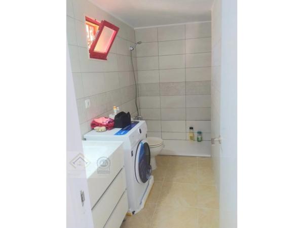 Piso en calle de Viena