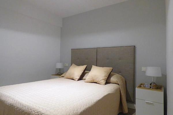 Piso en avenida de los Almendros, 4