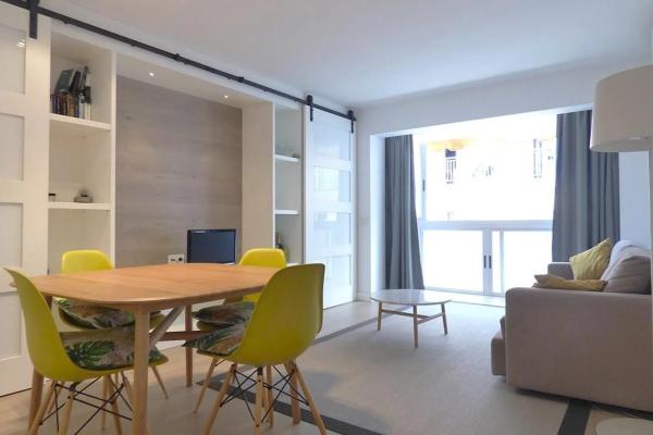 Piso en avenida de los Almendros, 4