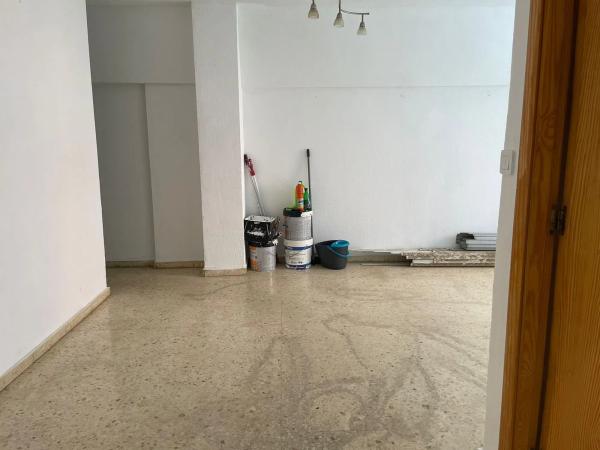 Piso en avenida Callosa D'Ensarrià s/n