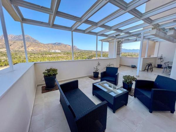 Ático en calle Presidente Adolfo Suárez