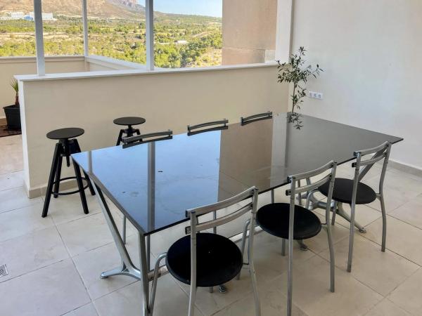 Ático en calle Presidente Adolfo Suárez