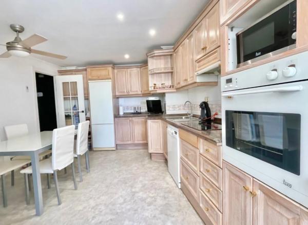 Ático en avenida Mare de Déu del Sofrat, 2